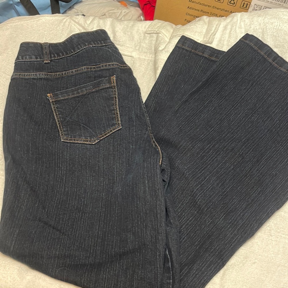 Navy blue Lane Bryant Flare “tighter tummy technology” Jean Sz:18 average